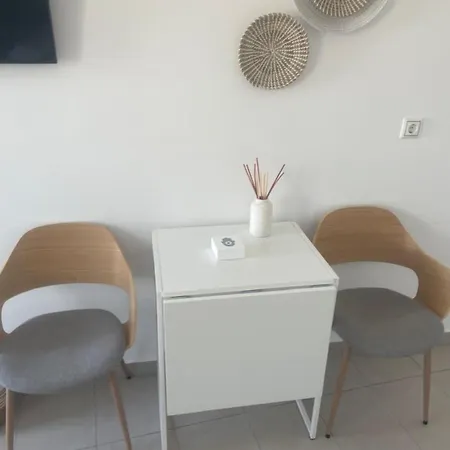 Chora Nest Διαμέρισμα *