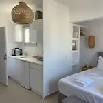 Chora Nest Kythnos