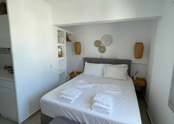 Chora Nest * Kithnos